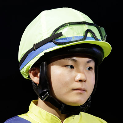 ���c ����